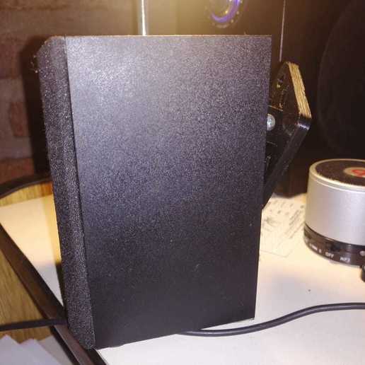 Download STL file Universal speaker wall mount. Speaker wall mount