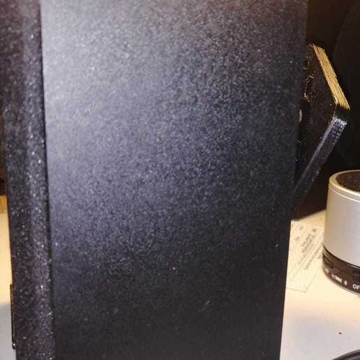 Download STL file Universal speaker wall mount. Speaker wall mount