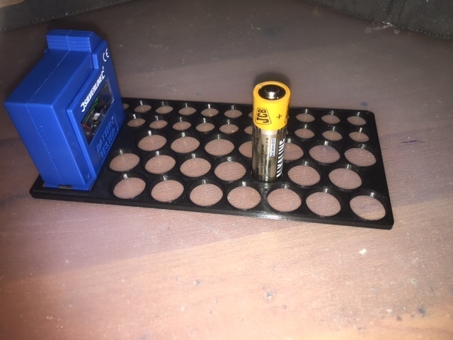 Free 3D file battery+tester rack・3D printing design to download・Cults