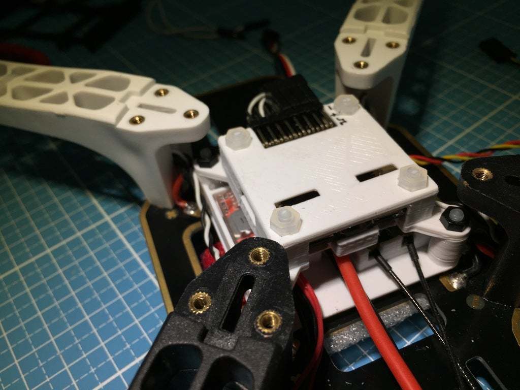 Free STL file Quadcopter electronics stack mount (flight controller ...