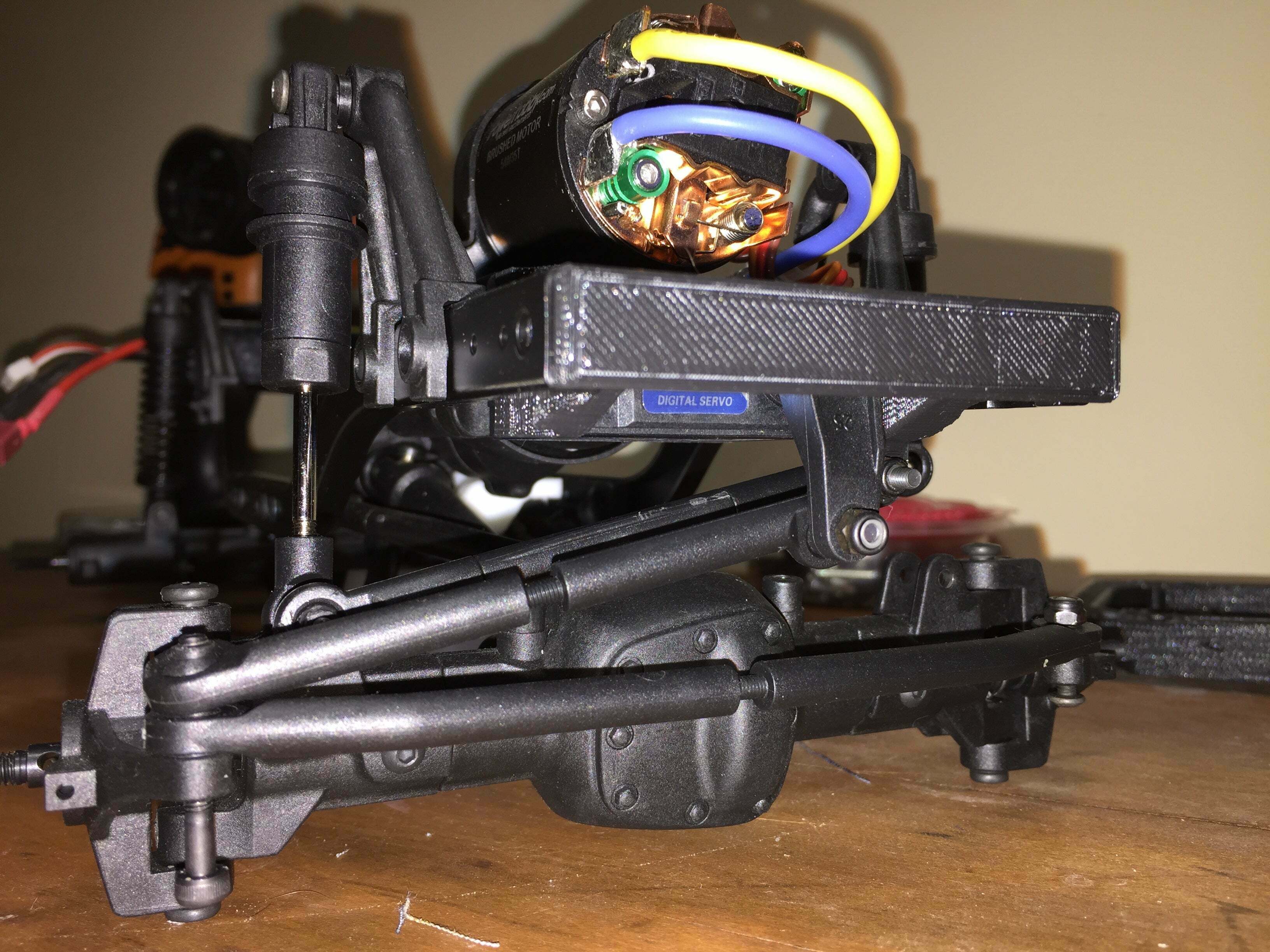 Free STL file Mst Cfx/Cmx J3 Jimny chassis servo mount・3D printer