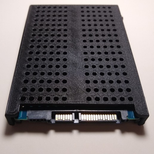 Download free 3D printer designs Simple & Fast Hard Disk Case Holder