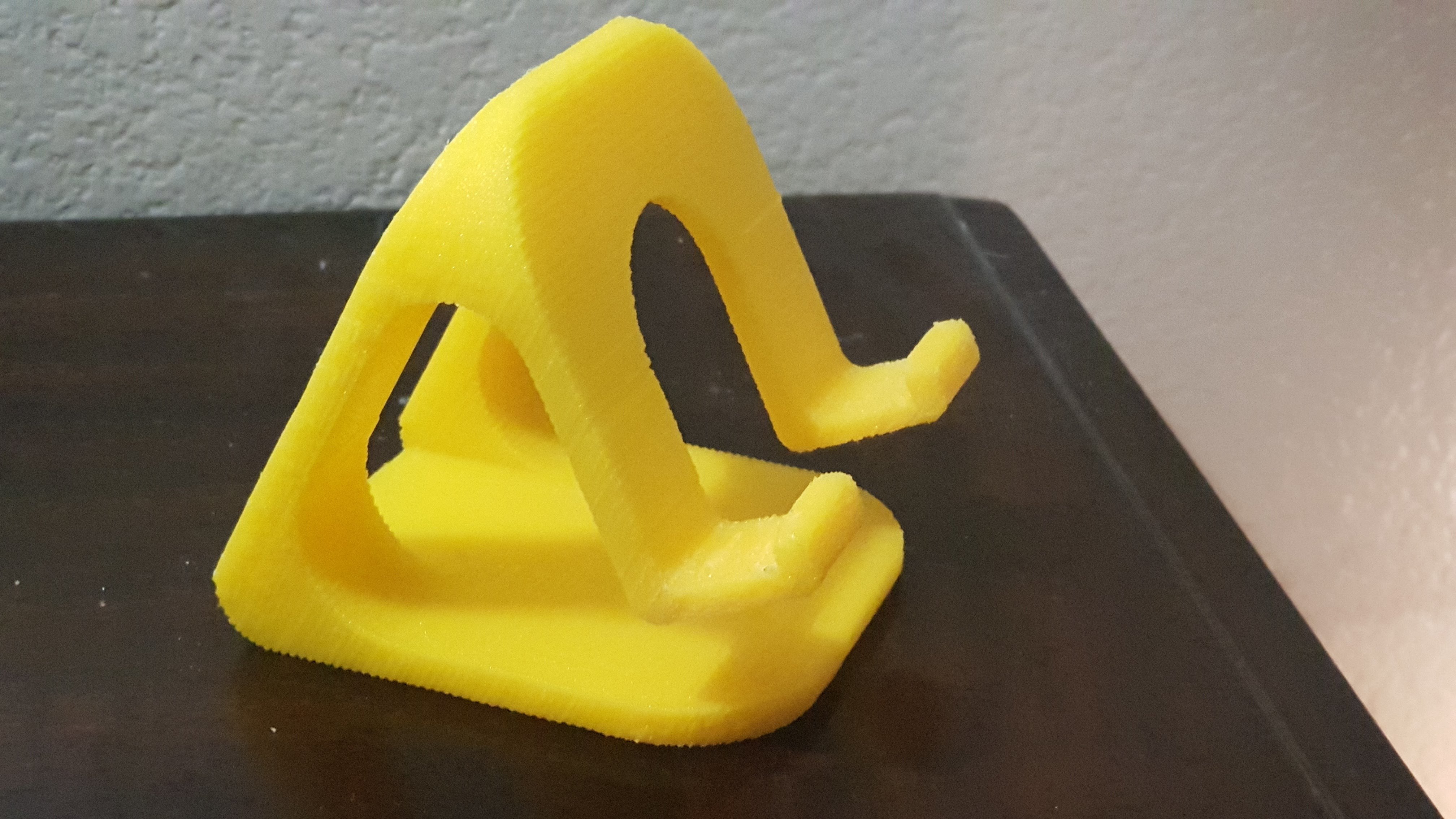 STL file Pro Phone Tablet Holder Charging Station Stand・3D print model