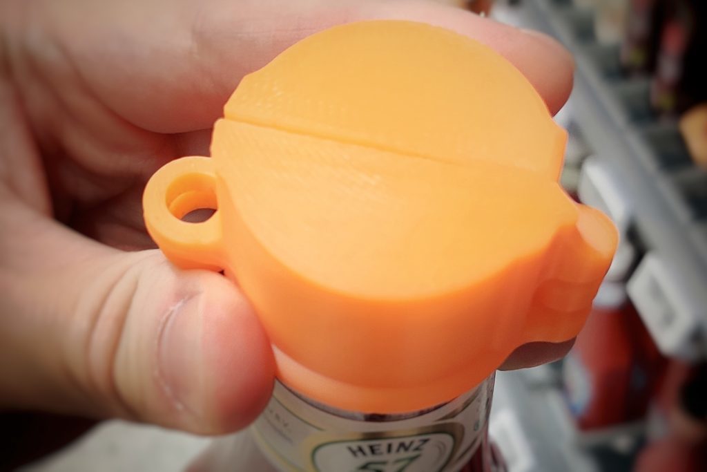 3D printer Ketchup bottle lock • made with Custom rig・Cults