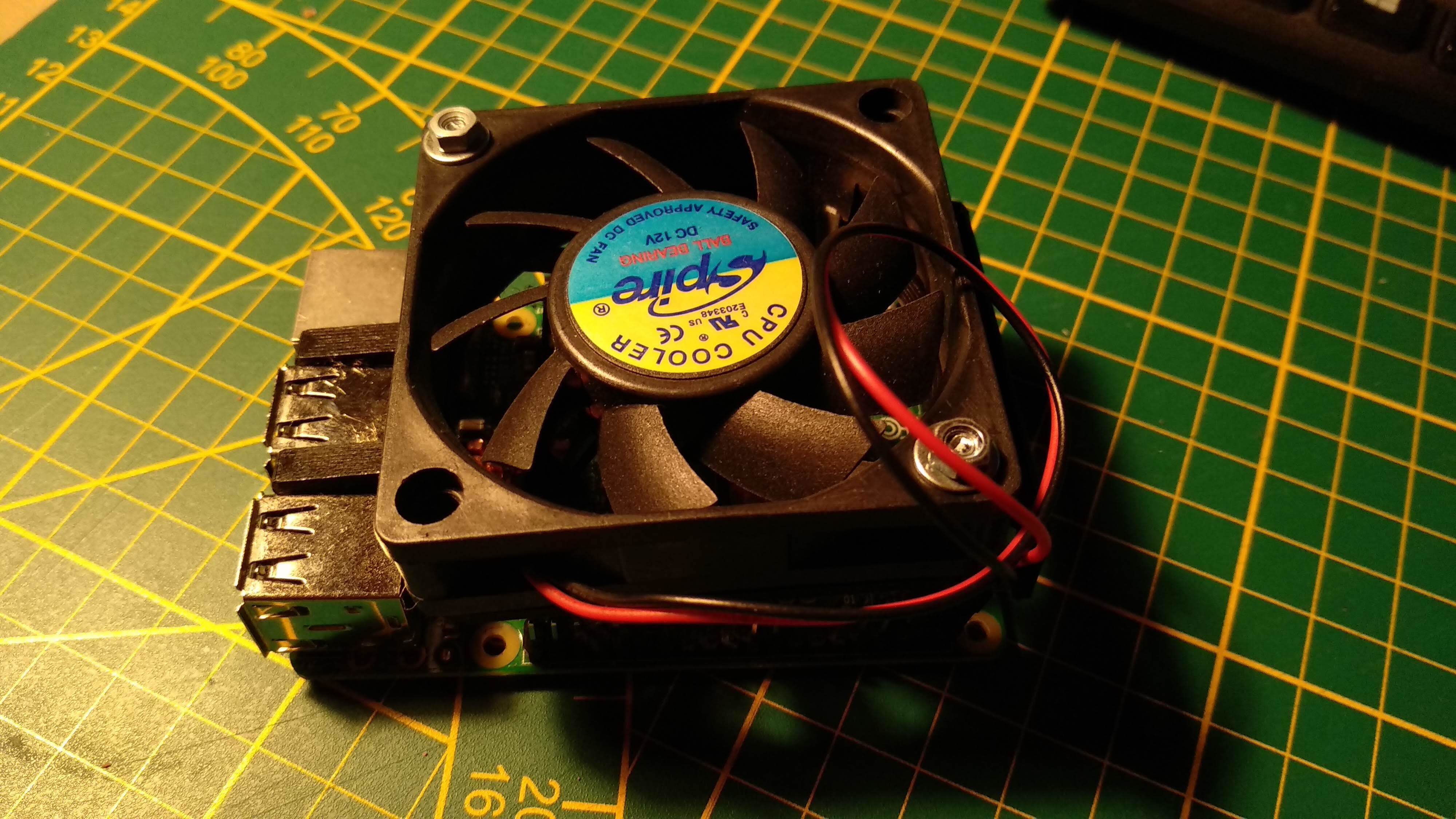 STL file Simple fan support for Raspberry Pi 🔌・3D printable model to ...