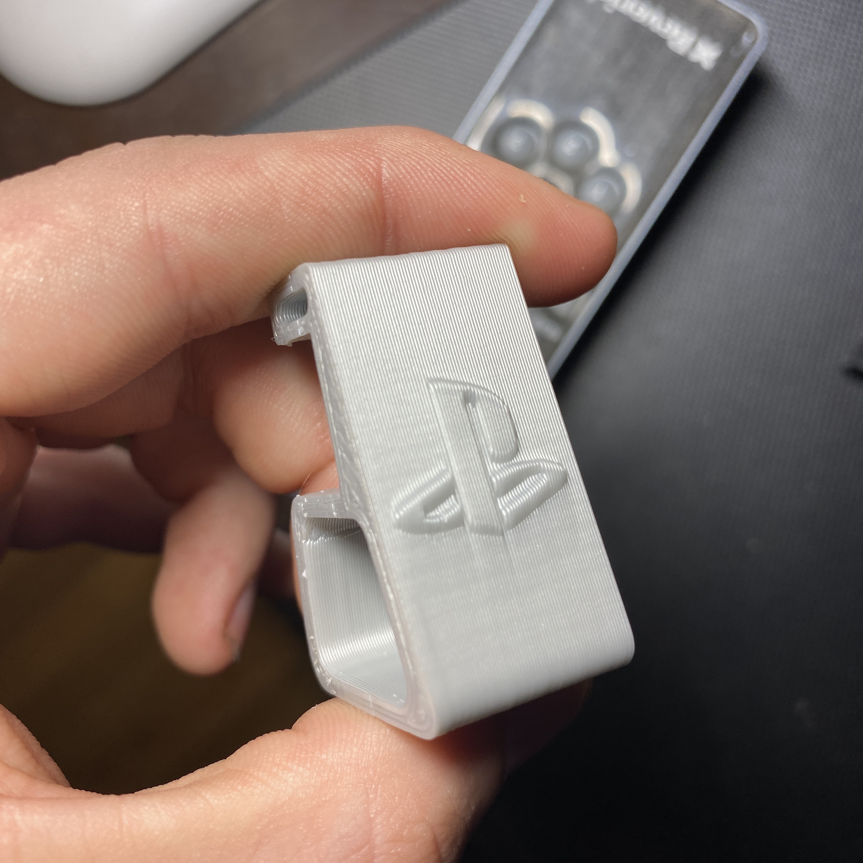 STL file Ps4 Pro Stands 📱・3D printer design to download・Cults