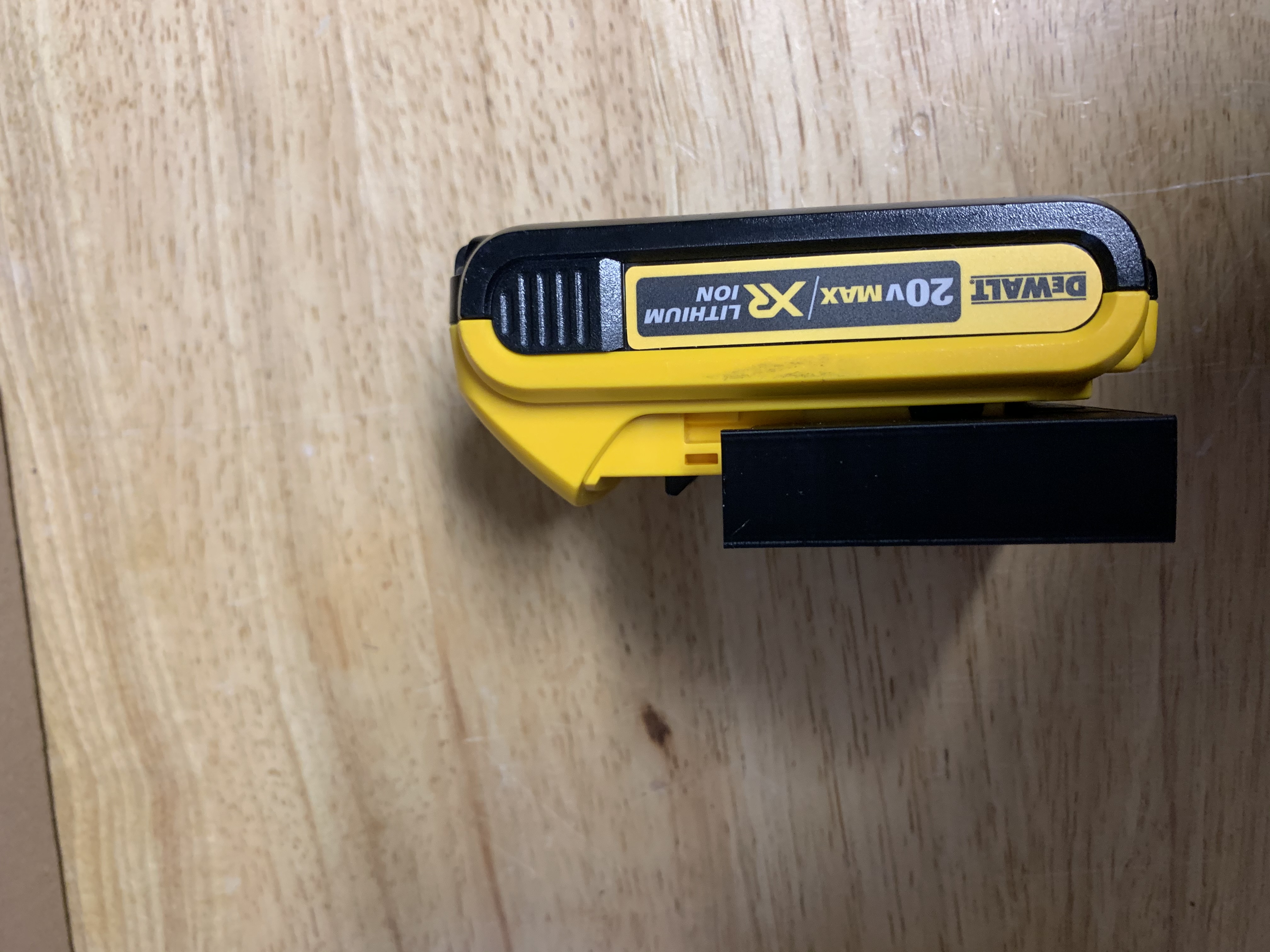STL file Dewalt Battery Holder・3D printable model to download・Cults