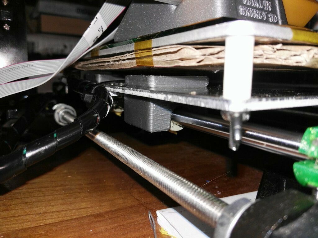 Free 3D file Ziptie // 2part bearing block for LM8UU or Igus Drylin