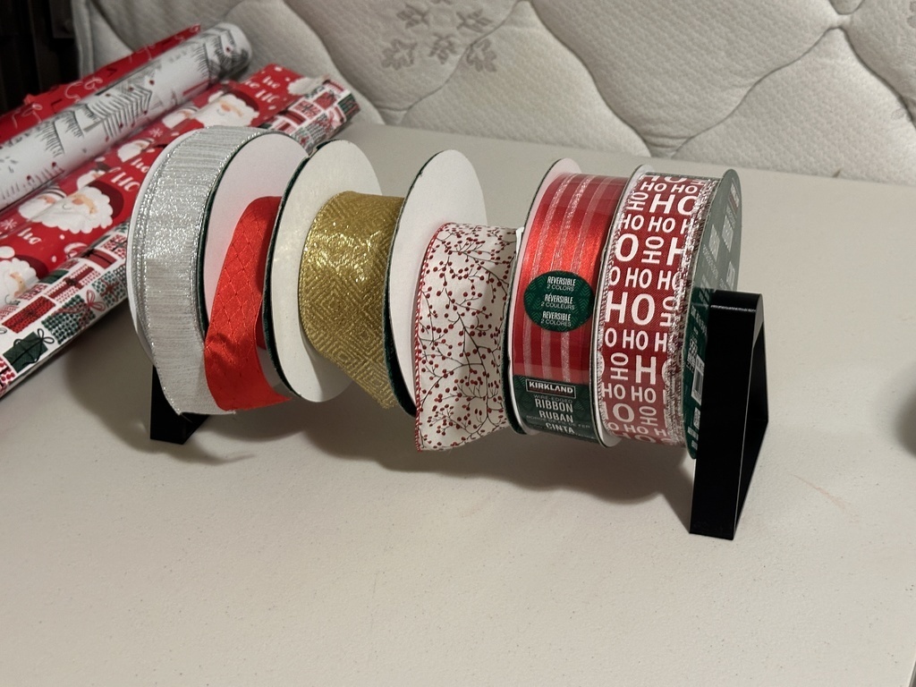 Free 3D file Ribbon Spool Holder 🎀・3D printable design to download・Cults