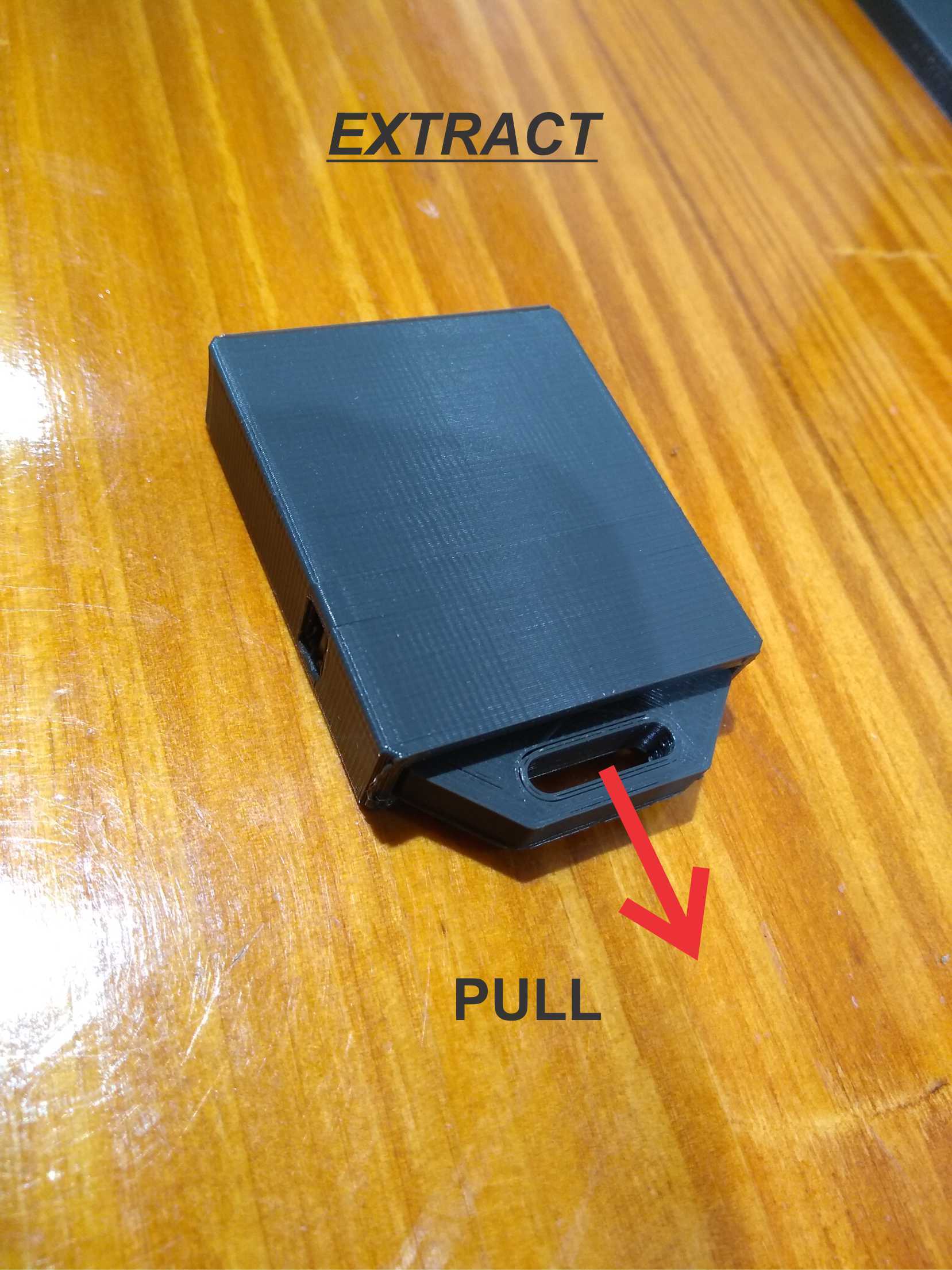 3D file SD MEMORY CARD HOLDER x4 MEMORY CARD HOLDER・3D printing idea to