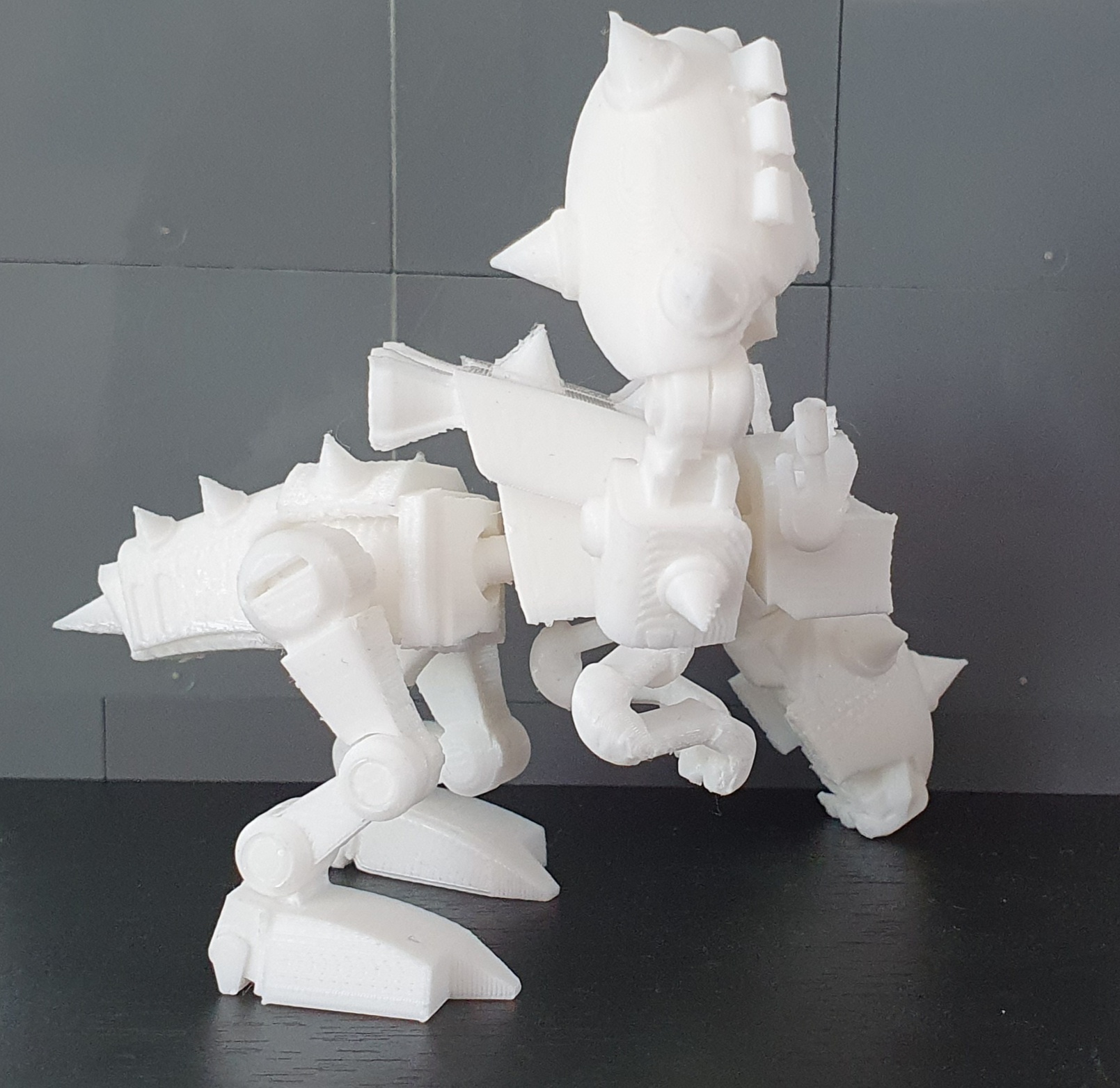 STLDatei Transformers IDW Insecticon Bob Generations scale 🤖・Design