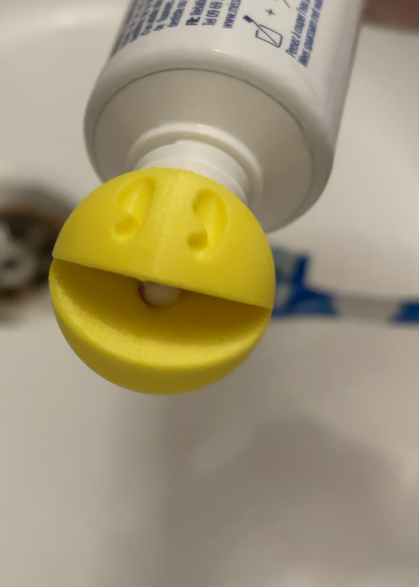 Download STL file PacMan vomiting toothpaste. • 3D printer template