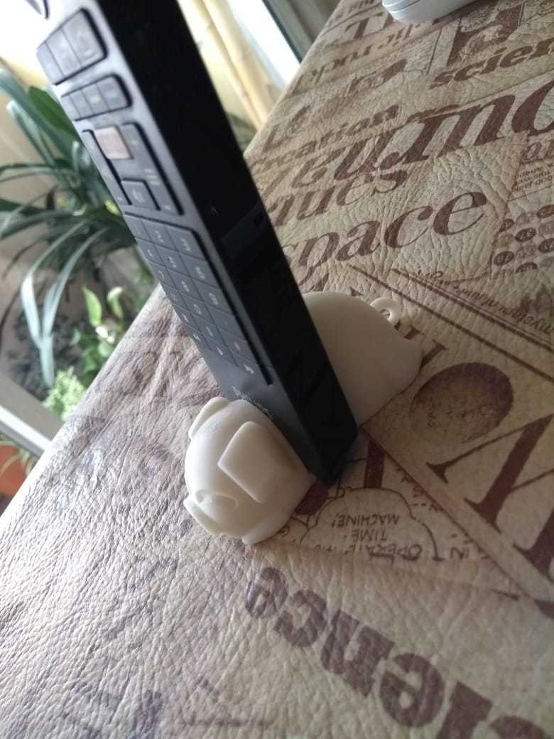 3D print Piggy Phone Stand Keychain • made with Ender 3 pro・Cults
