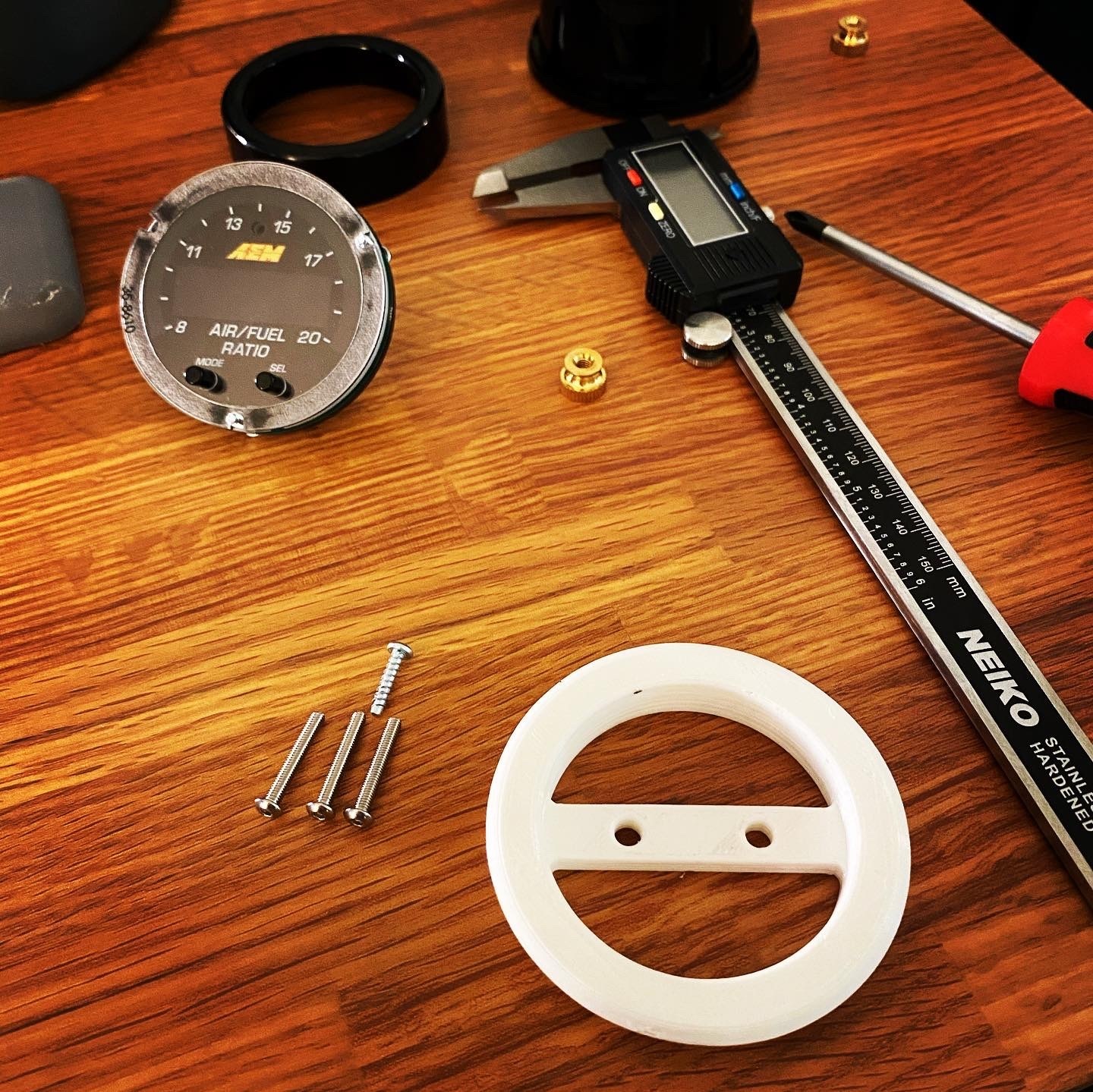 3D file AEMX Gauge Pod for NB Miata 📱・3D print object to download・Cults