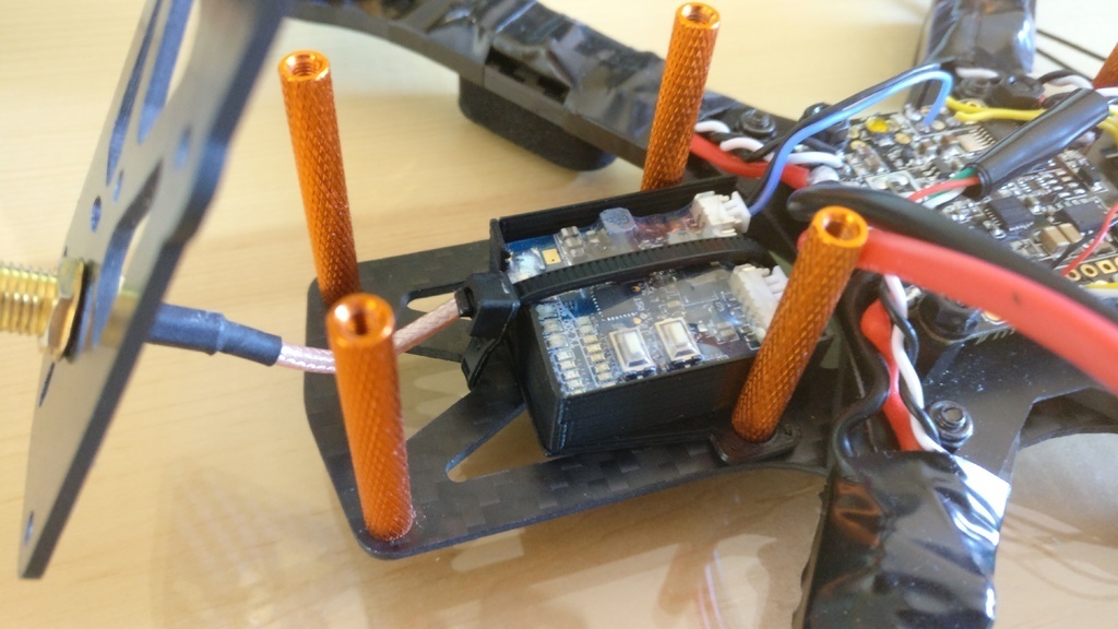 Free 3D file Aomway TX001 VTX Holder - FPV Racing・Object to download ...