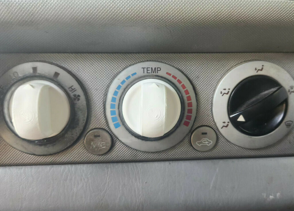 Free 3D file Replacement Knob 2 (Toyota to download
