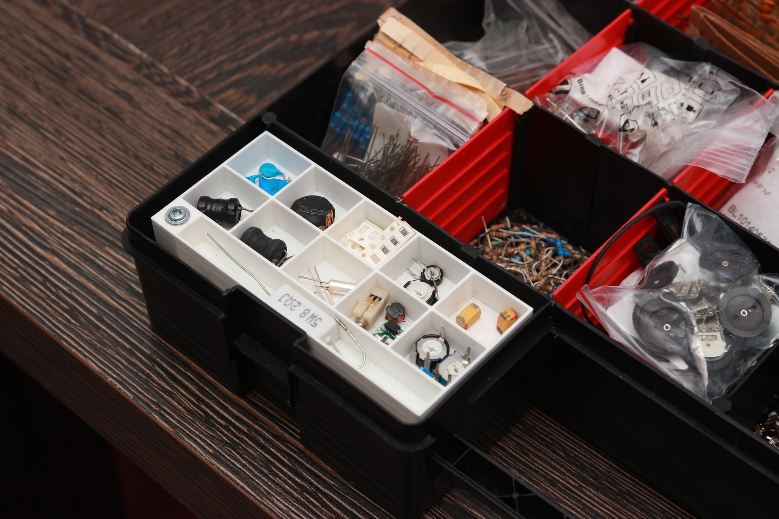 STL file Small things organiser・Model to download and 3D print・Cults