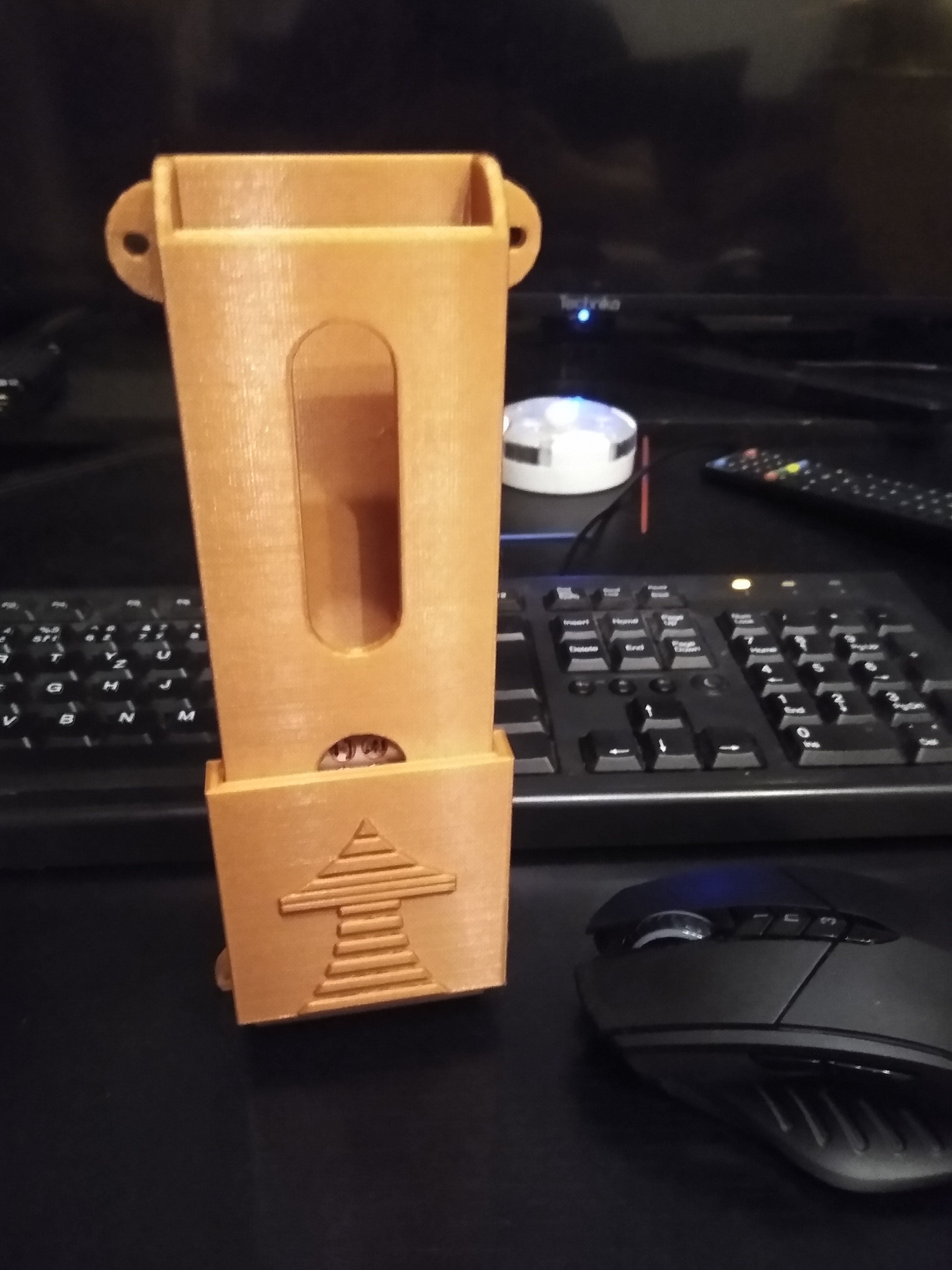 STL file BOX AA battery 📦・3D printable model to download・Cults