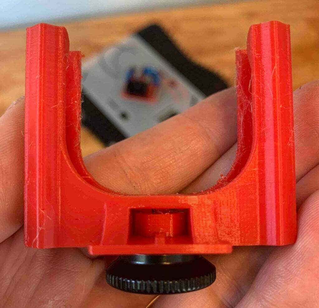 Free STL file iPhone Tripod Mount Threaded・3D print design to