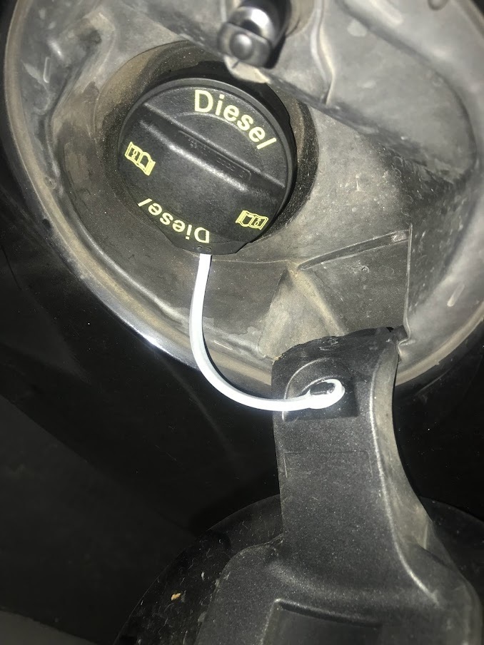 Free STL file Audi A1 Fuel Gas Tank Cap Cover Rubber・3D printable