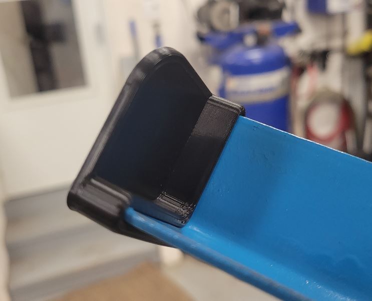 Free STL file 1.5" (38mm) Bed Frame Angle Iron End Cap・3D print model