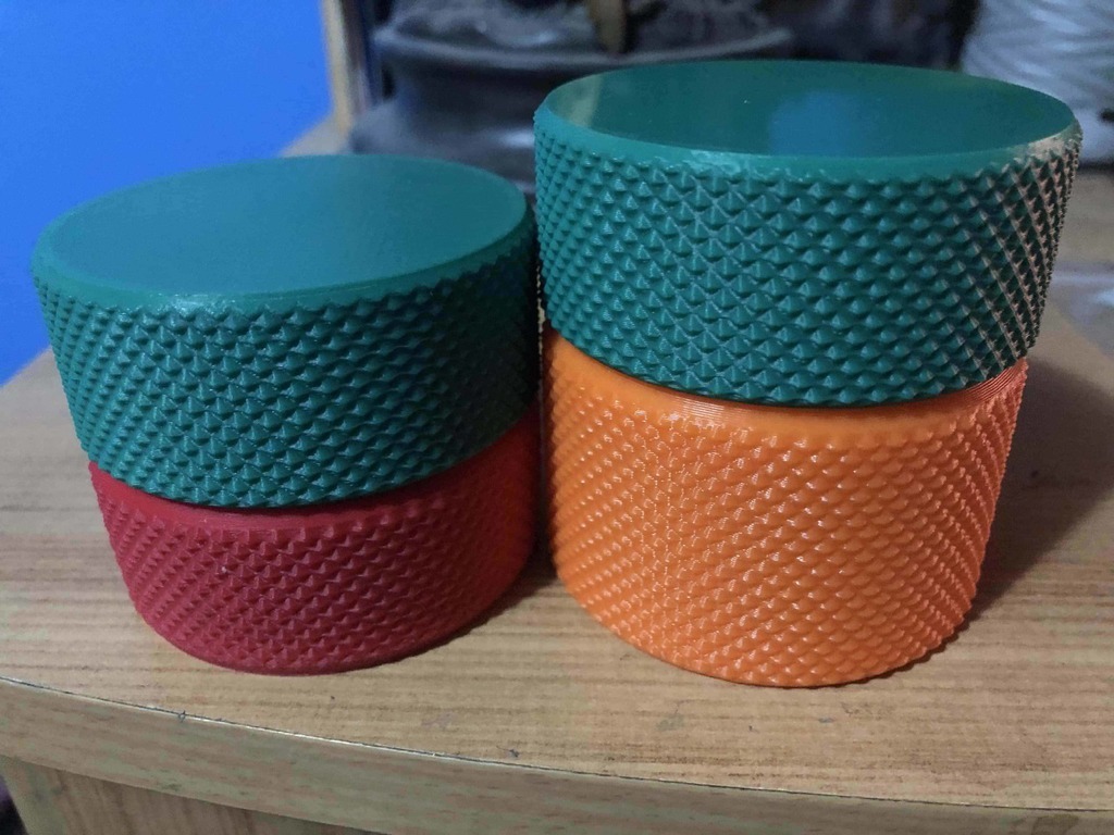 Free STL file Threaded Container (Slightly bigger version)・3D print ...