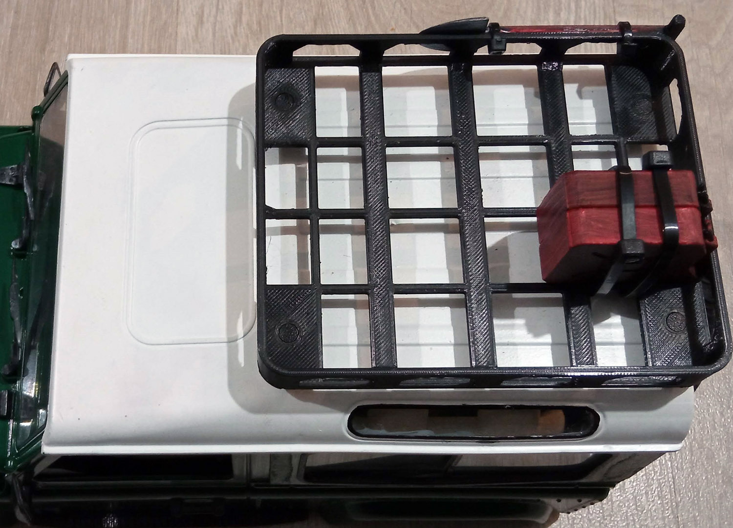 STL file MN D90 Roof Rack・Model to download and 3D print・Cults