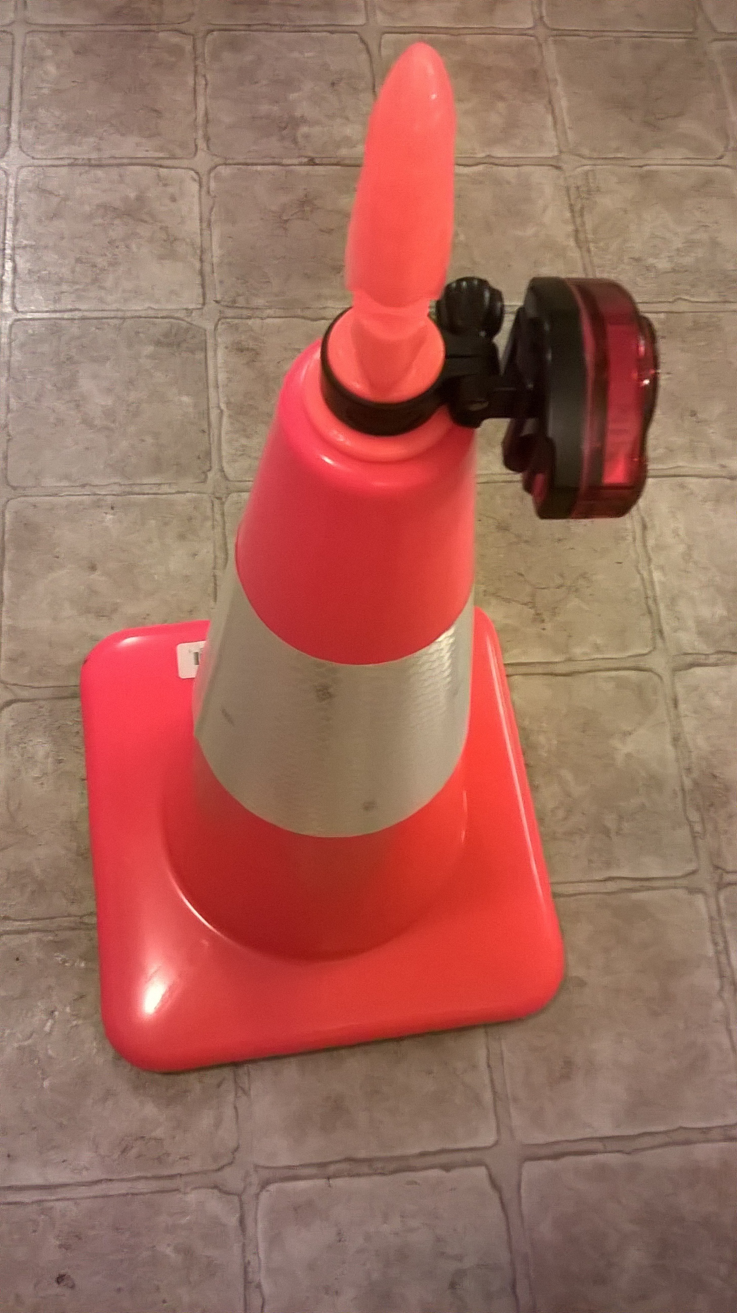 STL file Phelps3D Safety Cone Caution Tape Attachment 🦺・3D printing design to download・Cults