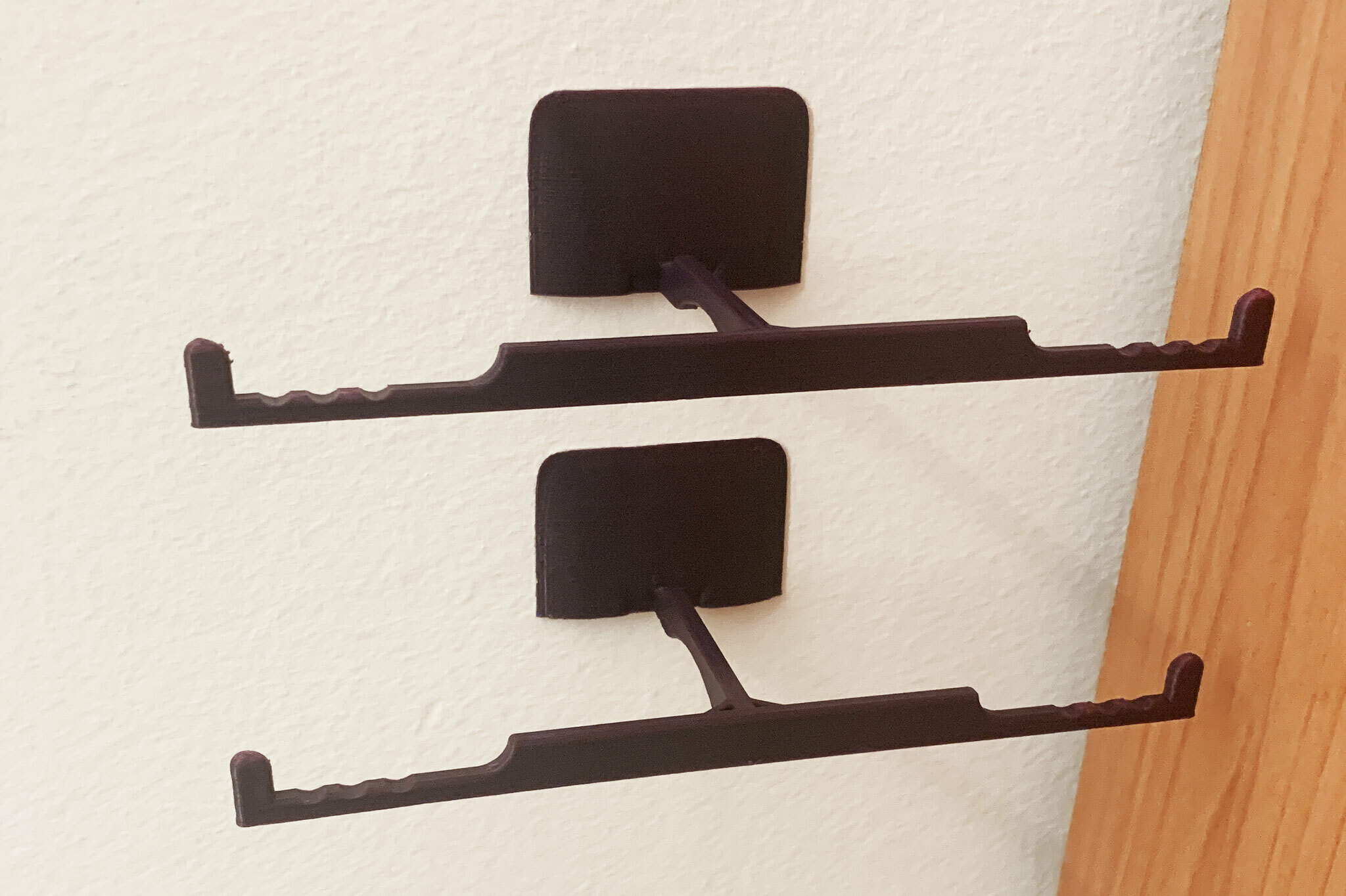 Archivo STL Glasses wall holder・Diseño de impresora 3D para descargar・Cults