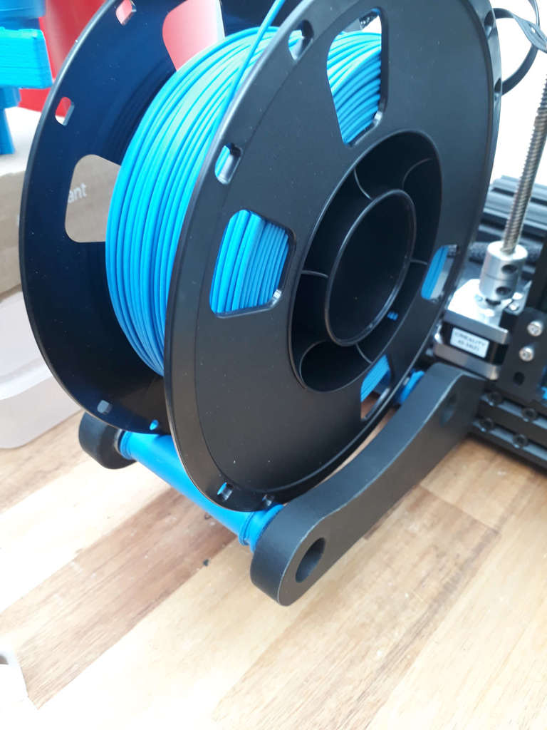 Бесплатный STL файл Держатель катушки для филамента Ender 3 V2・Дизайн ...