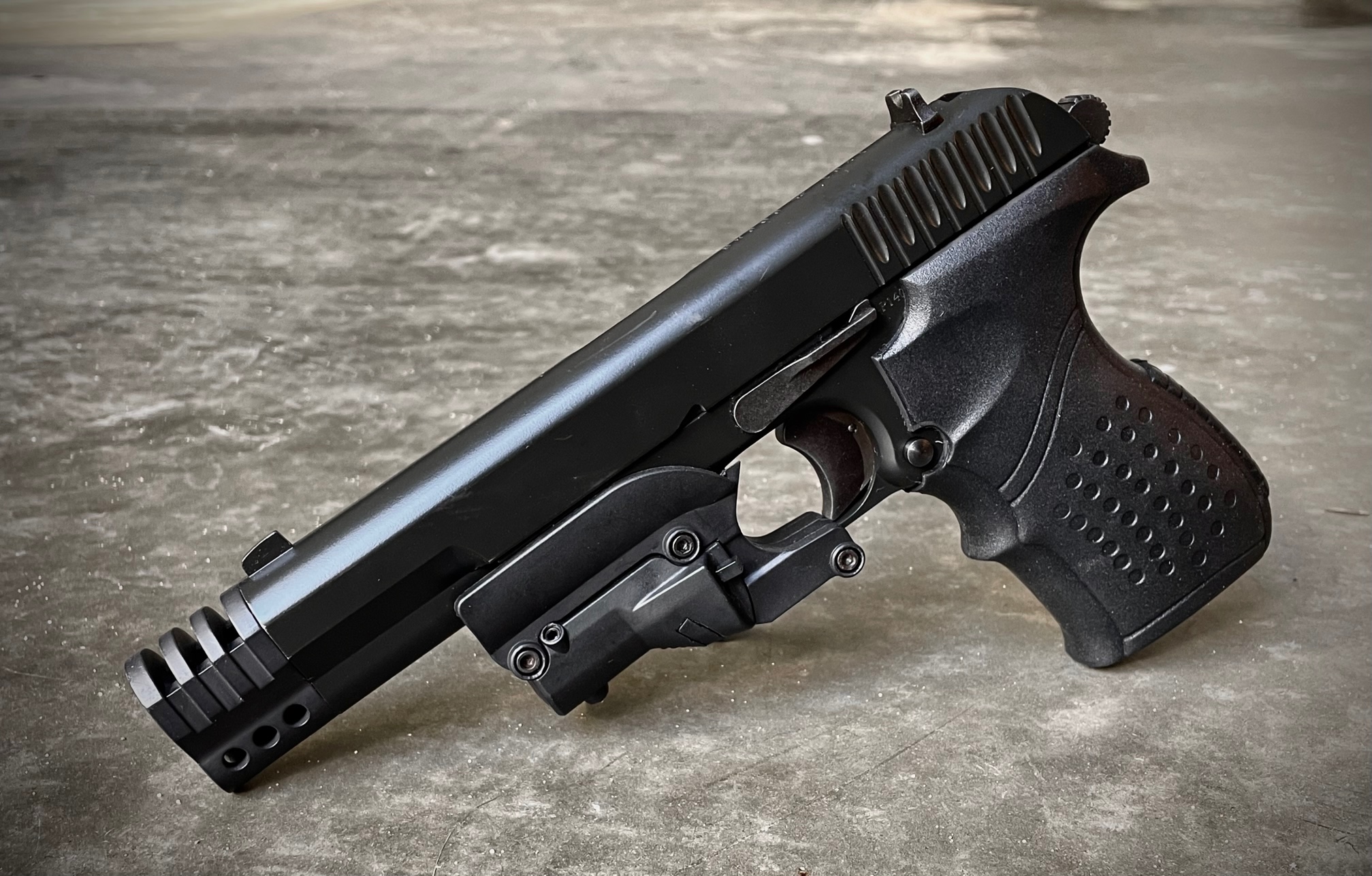 Free STL file (For KWA TT33) TT PMLaser DTKTT muzzle brake・Template