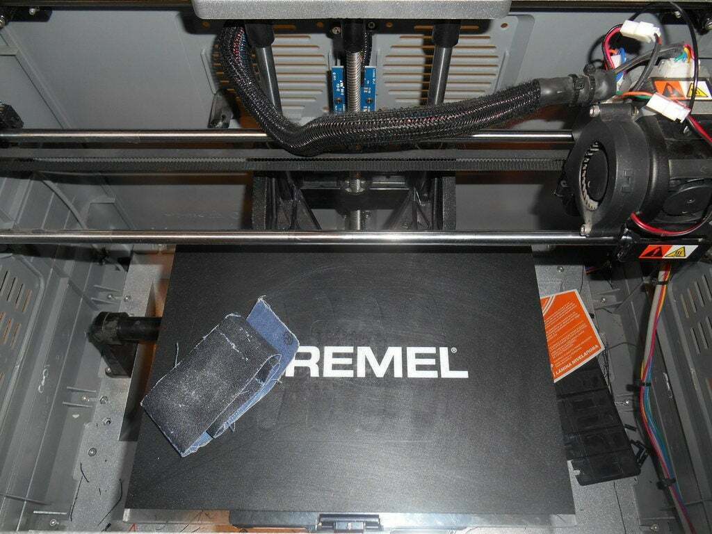 Free STL file DREMEL 3D20 PLATFORM REINFORCEMENT・3D printing template ...