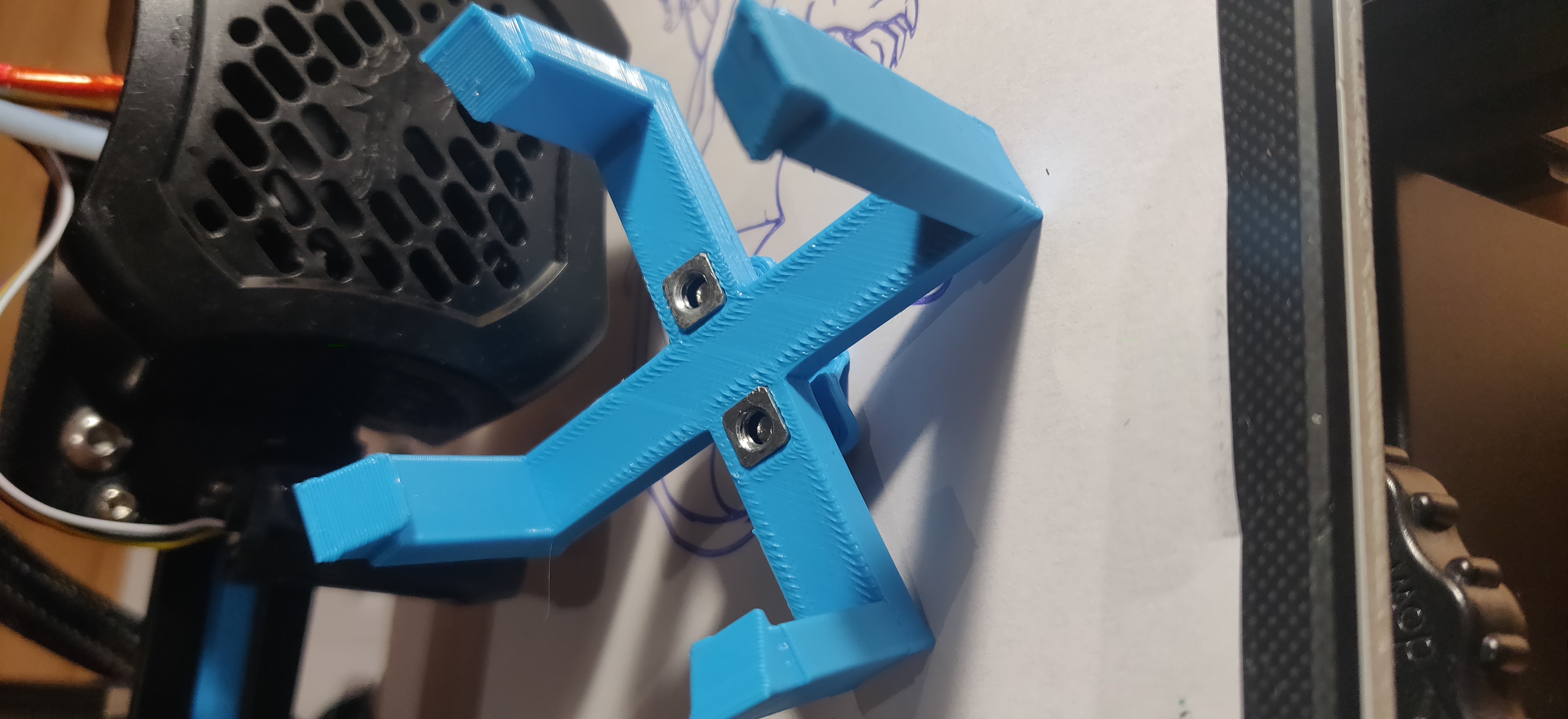 STL file ender 3 V2 support・Template to download and 3D print・Cults