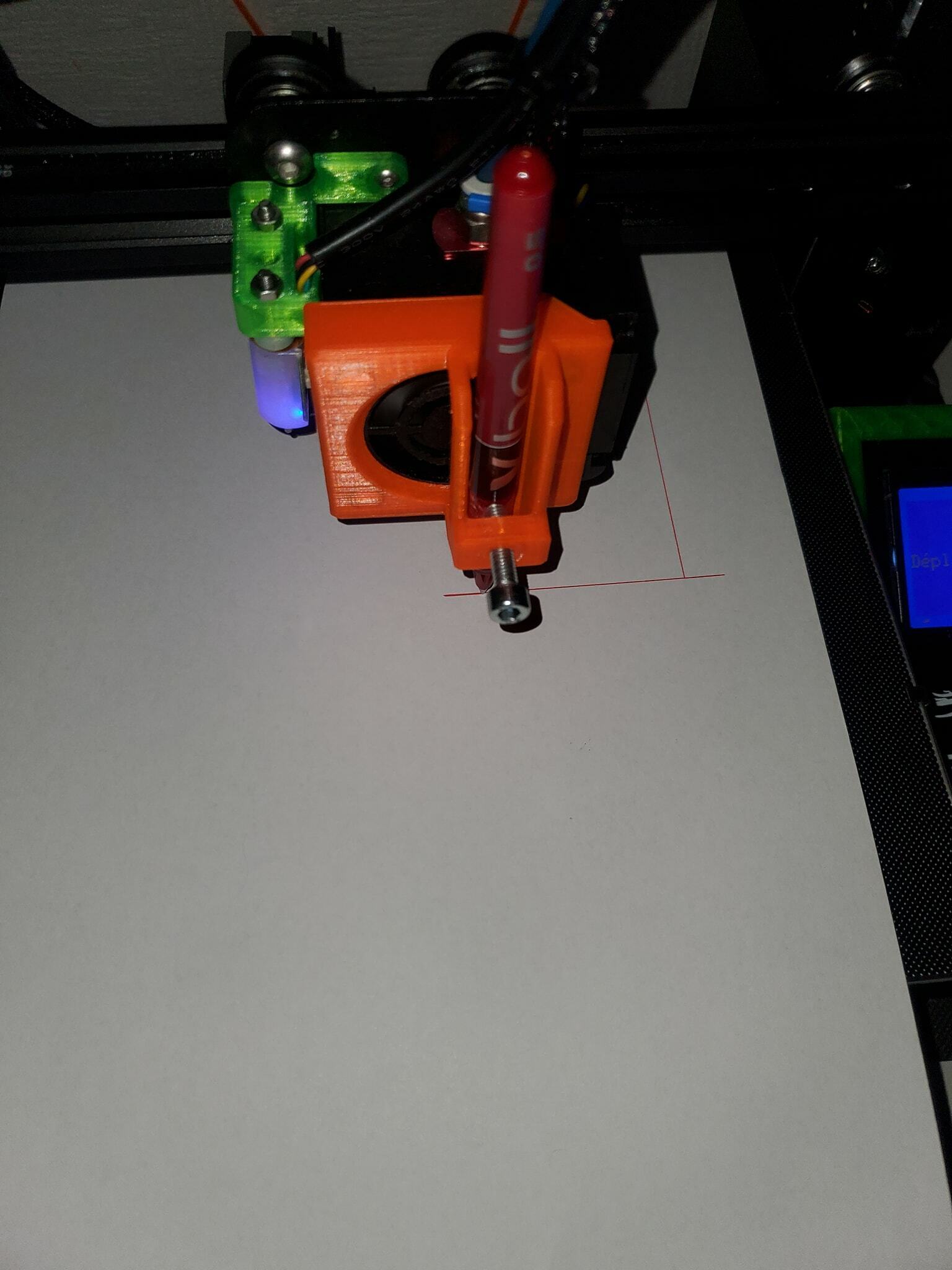 Free STL file ENDER 3 pen holder with printing design to
