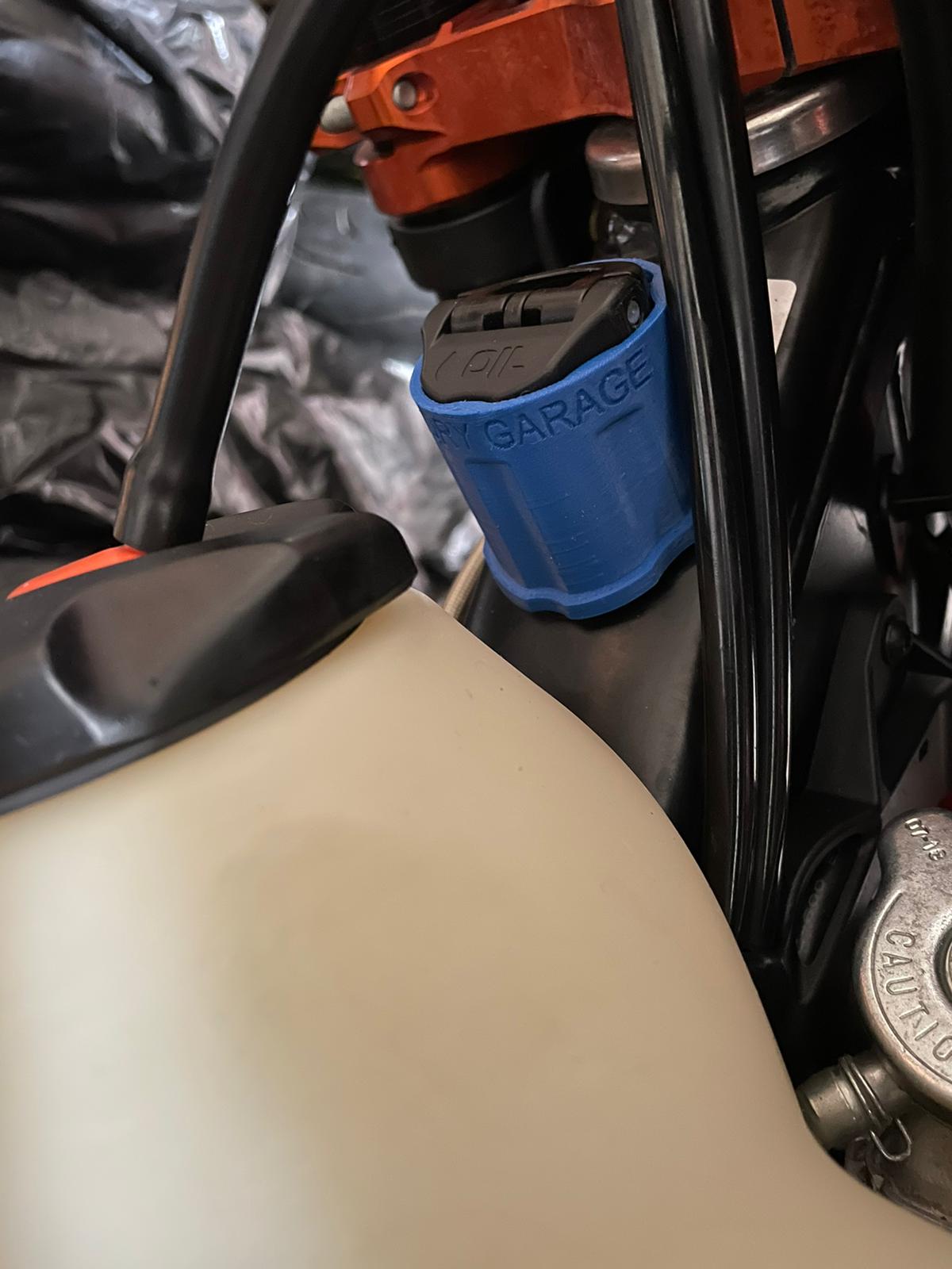 STL file Protection for Oil Tank Cover for KTM TPI (GAS GAS/ HUSQVARNA