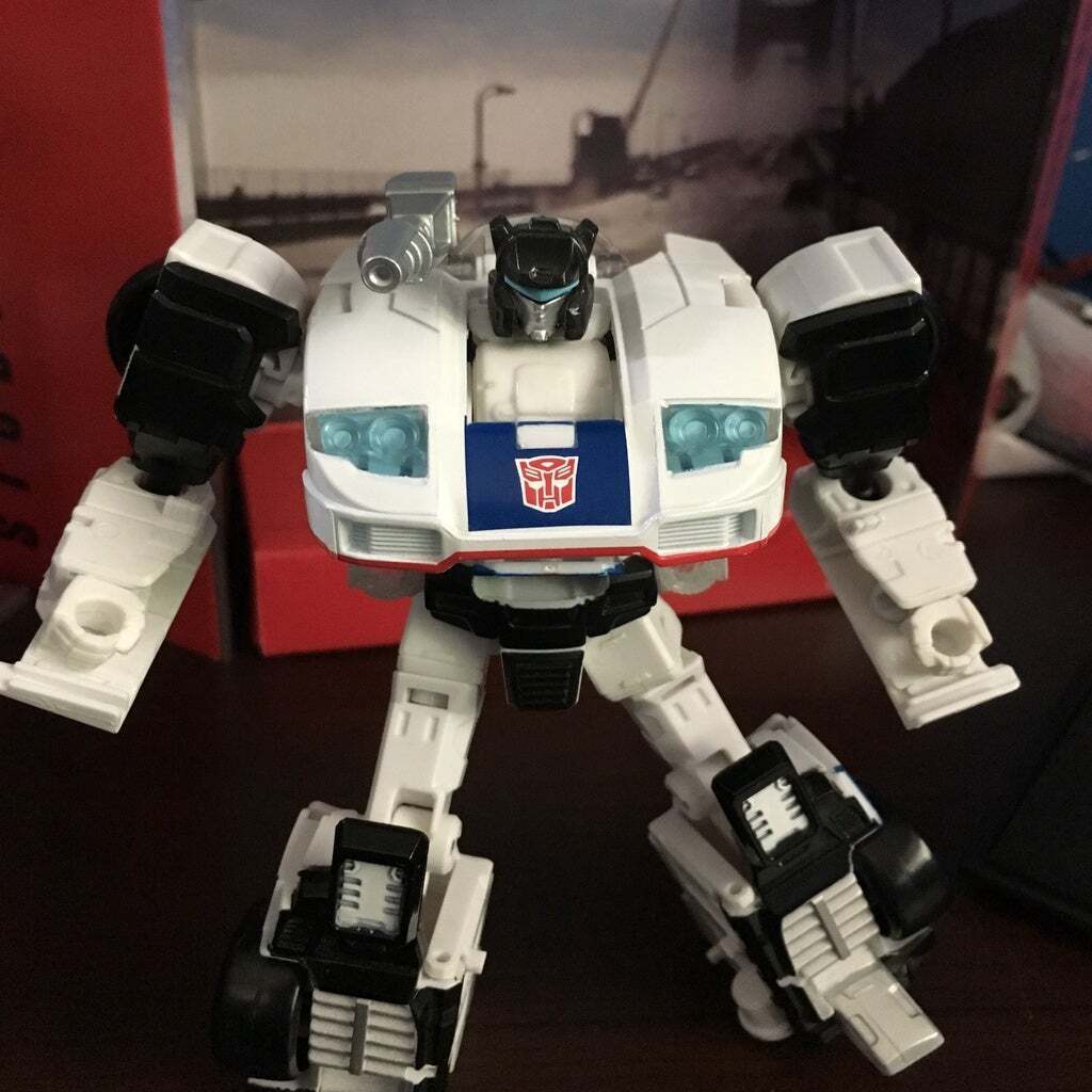 Бесплатный STL файл TRANSFORMERSPower of the Primes JAZZ gun mount