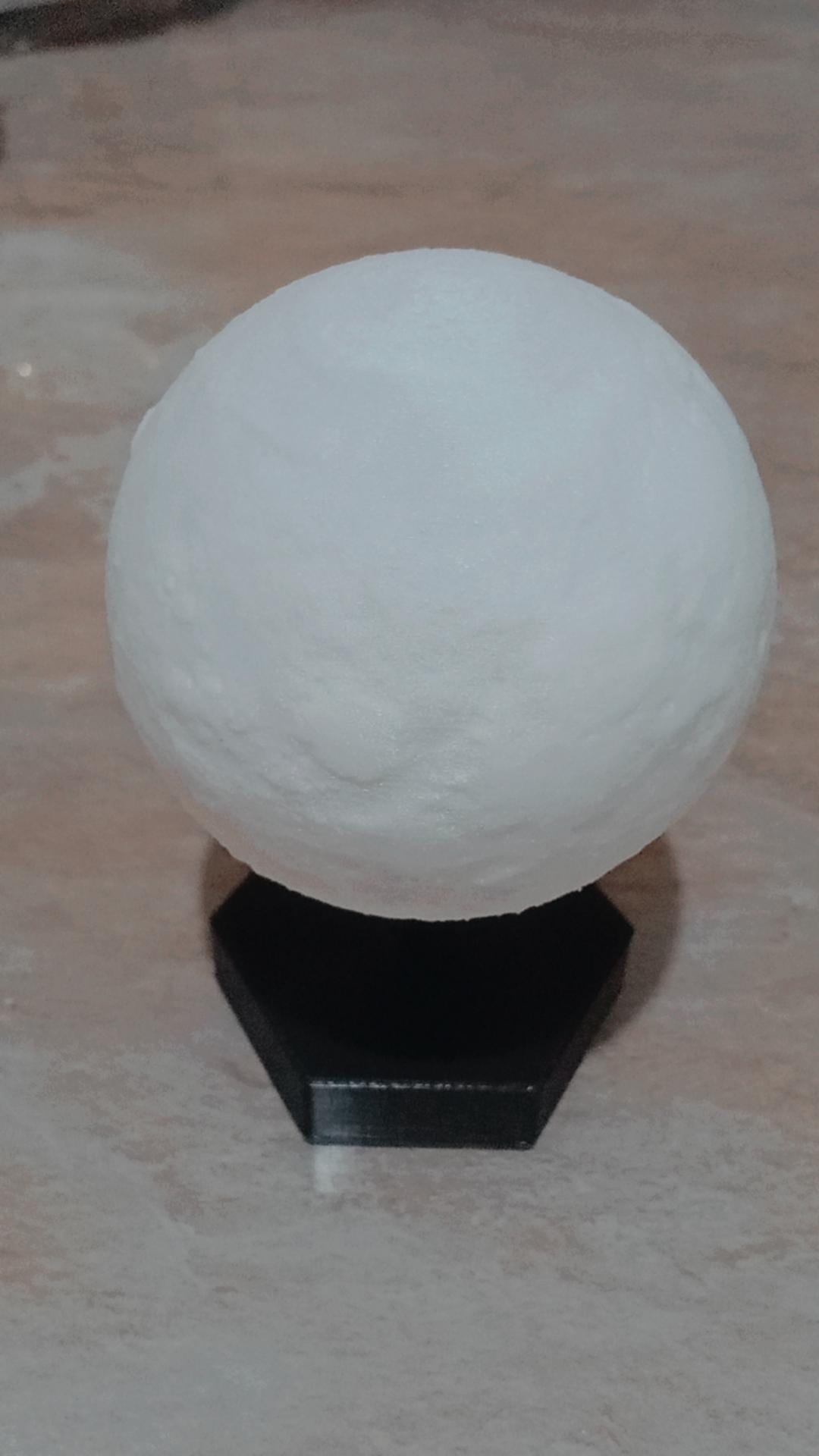 Free STL file Moon Lamp・Model to download and 3D print・Cults