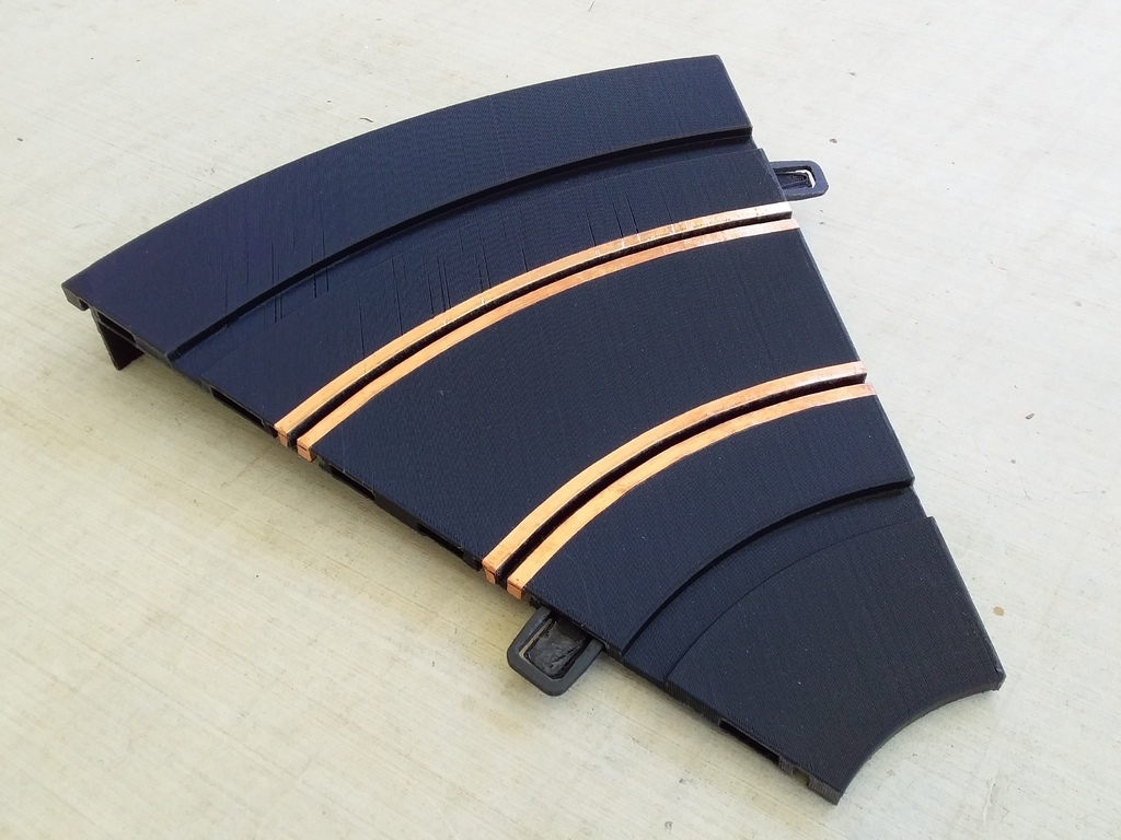 Scalextric R1 Curve Free 3D file R1.5 cambered curve - slot car track and borders ...