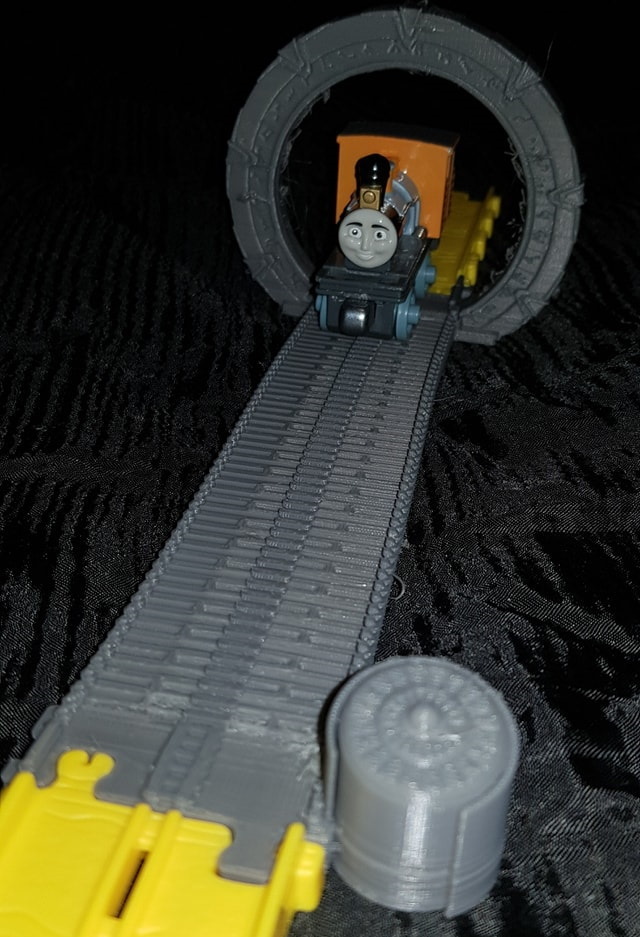 Free STL file Thomas Adventures Stargate S8・3D printable design to