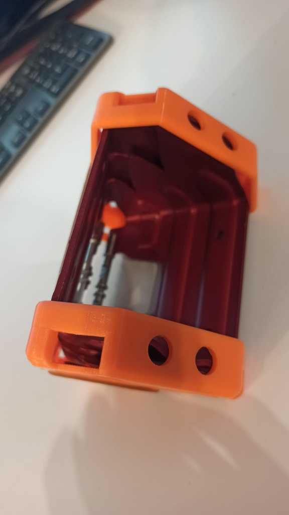 Free 3D file Ski crampons case Plum/Atomic/Salomon 🎿・Object to download