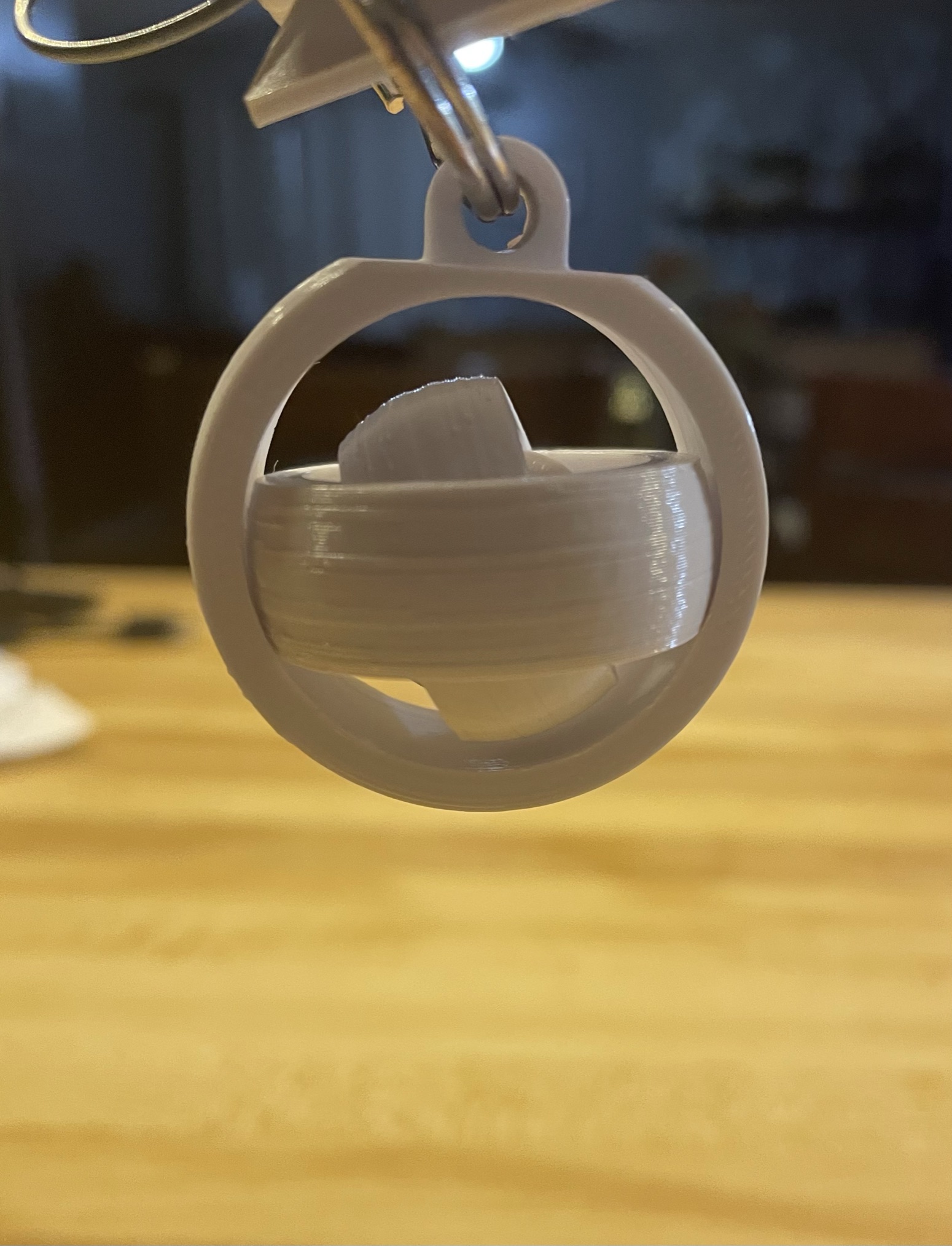 STL file Gyroscope Fidget Toy for Keychain and/or Crocs