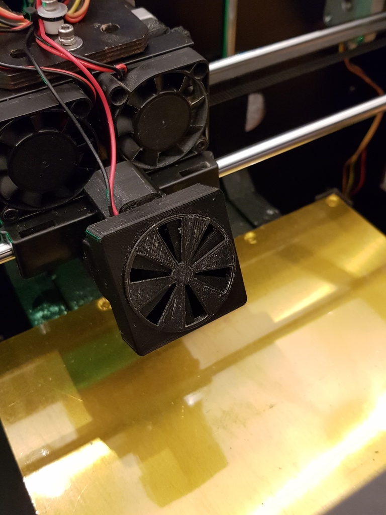 Free 3D file Adjustable Cooling fan, grill, cover. Air flow limiter