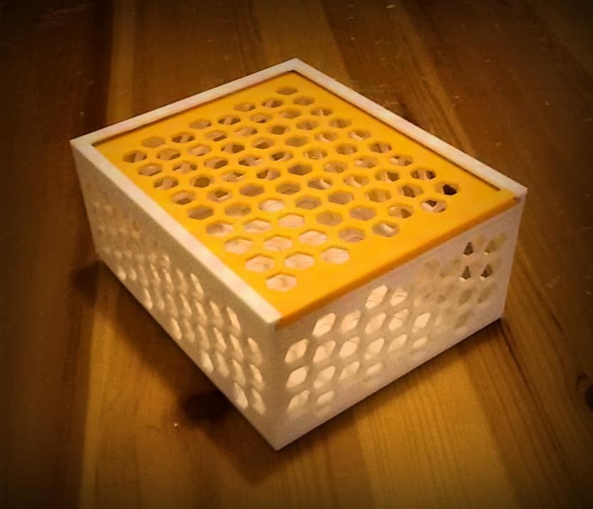 Color Box Polyhole Free STL file Hexagonal hole box: 100x120x55 mm 🕳️・3D printable model ...