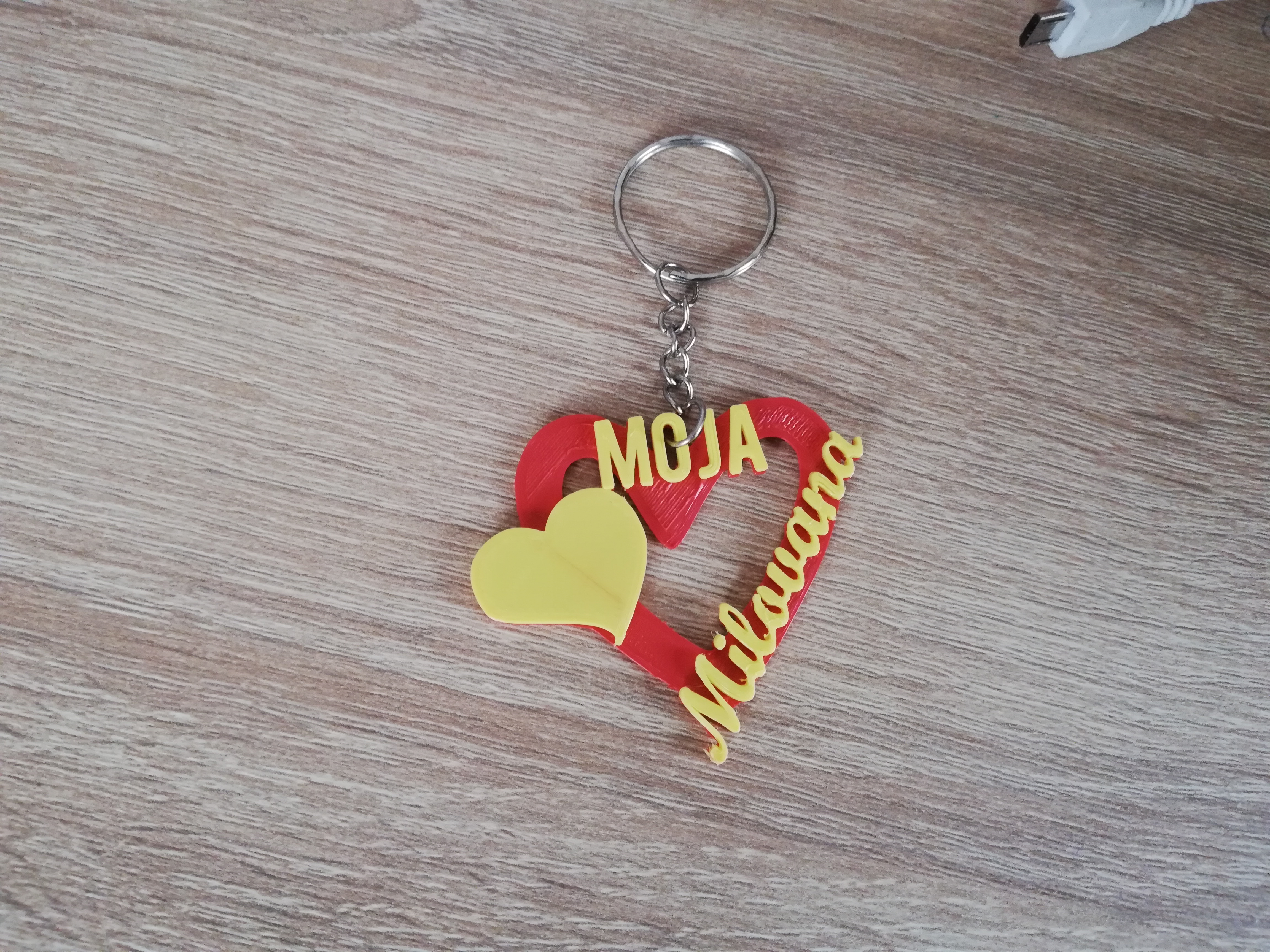 STL file Kľúčenka Srdiečko Moja Milovana 🗝️・3D print design to  download・Cults