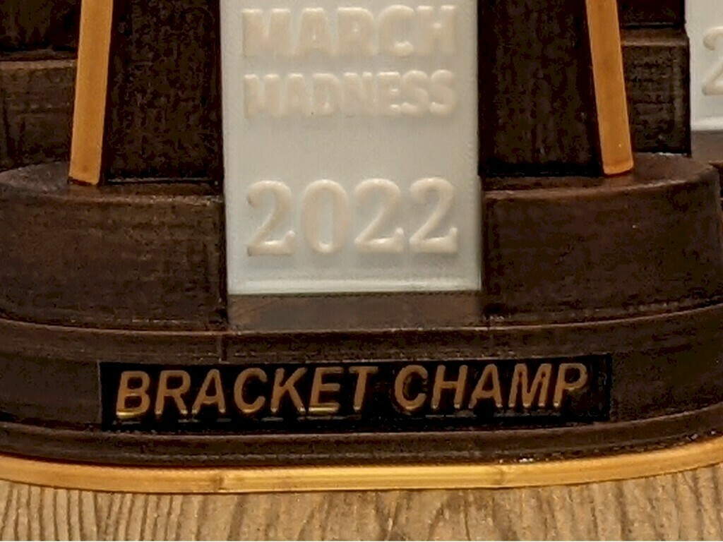 Free 3D file NCAA Championship Trophy Customizable Plaque・3D print