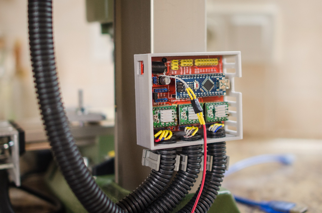 3D-Datei Proxxon MF70 an CNC 🧑‍🔧 kostenlos・3D-Drucker-Modell zum ...