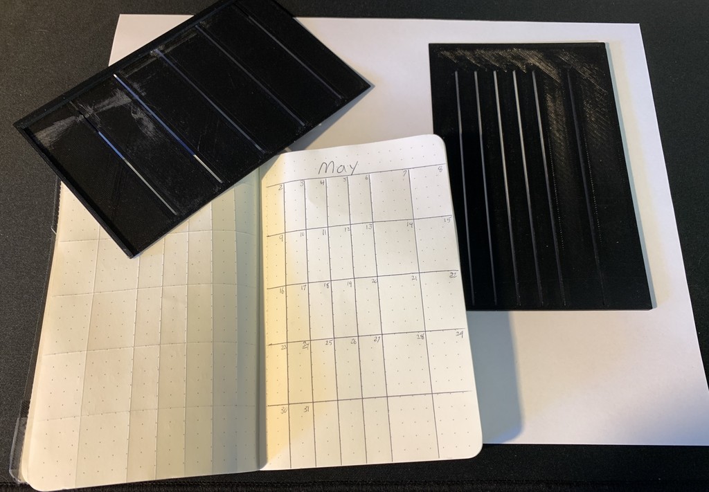 Archivo STL gratis Moleskine Calendar Template, cahier journals, page ...