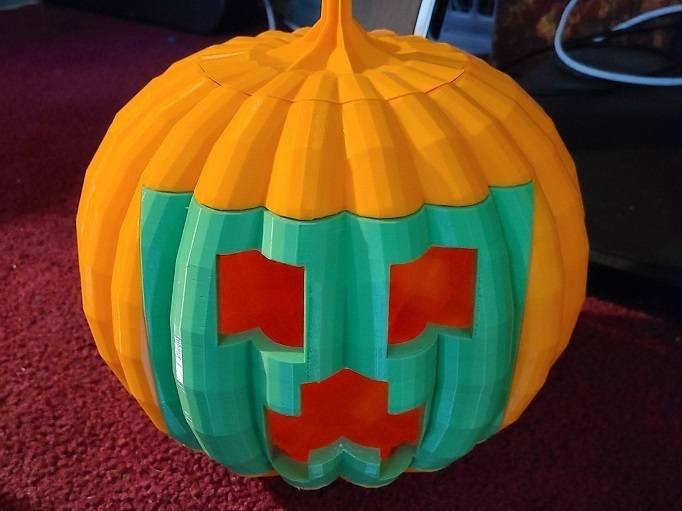 Free 3D file Creeper Face for Multifaced Jackolantern・3D printer