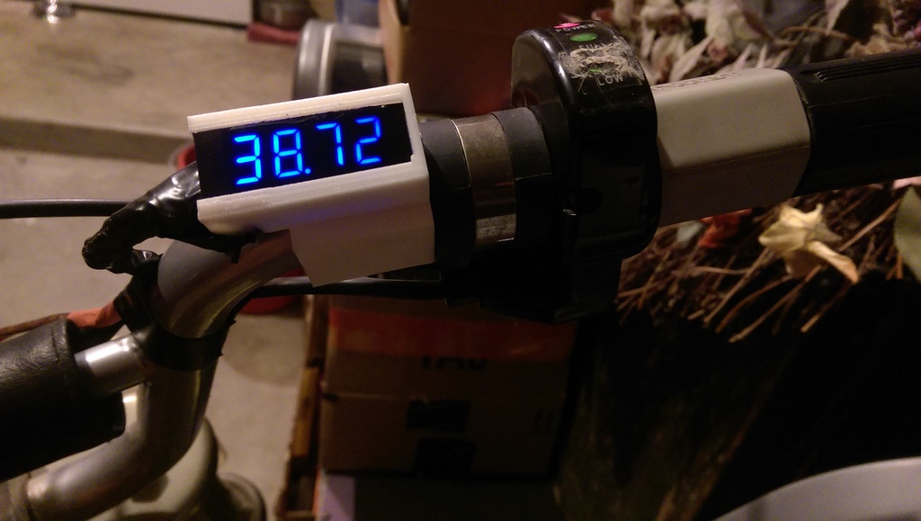 Free 3D file Handlebar Mounted voltmeter・3D print object to download・Cults