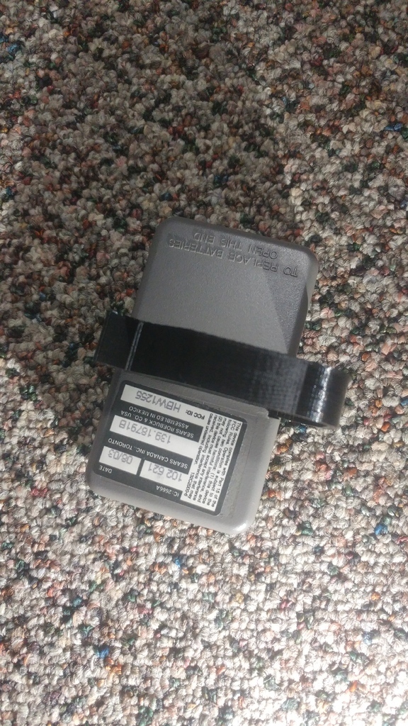 Free 3D file Replacement Garage Door Opener Clip・3D print model to